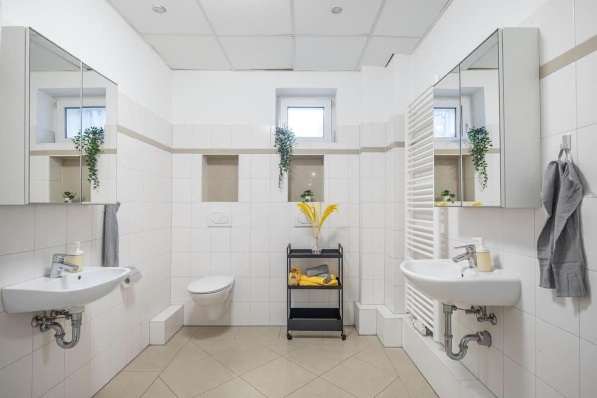 Cosy 2 Room Apartment In Hamburg Hammerbrook Extérieur photo